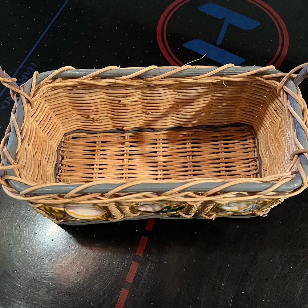 Basket with Ceramic Tiles - Picture 3 of 8
